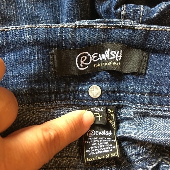 Woman’s straight skinny jeans rewash size 7 good used condition - Picture 6 of 8